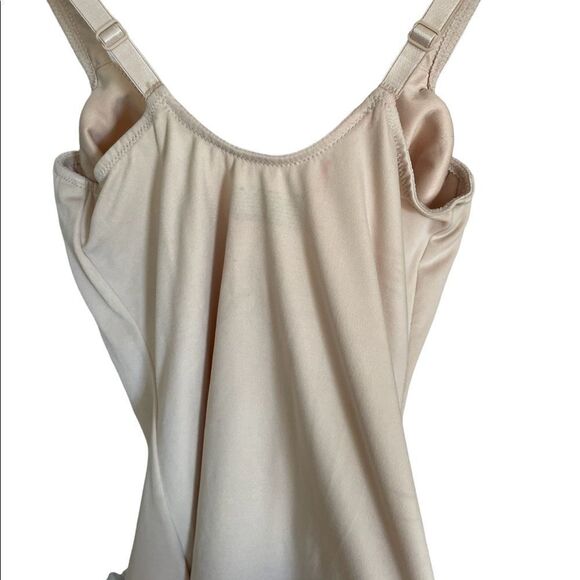 Bali 34C Shaper - Nude Color 34 C - Picture 2 of 4